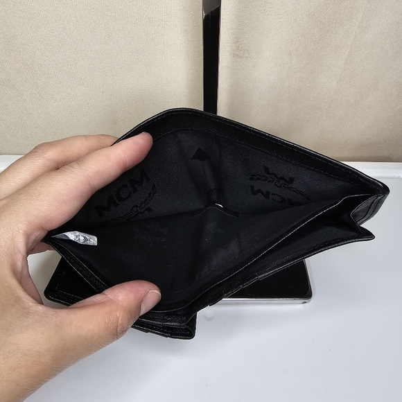 MCM mens wallet - Picture 3 of 10